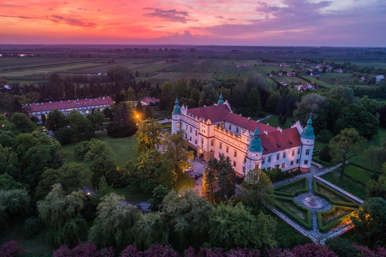 Zamek W Baranowie Sandomierskim Baranów Sandomierski Exterior foto